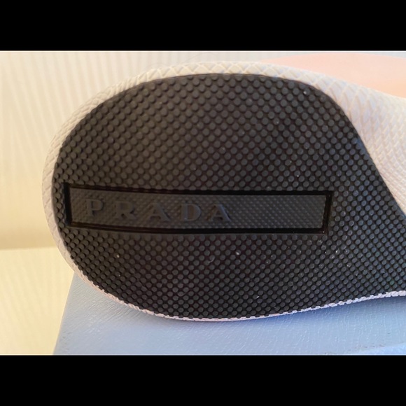 PRADA ORIGINAL 100% MADE IN ITALY Brand new - Picture 9 of 14